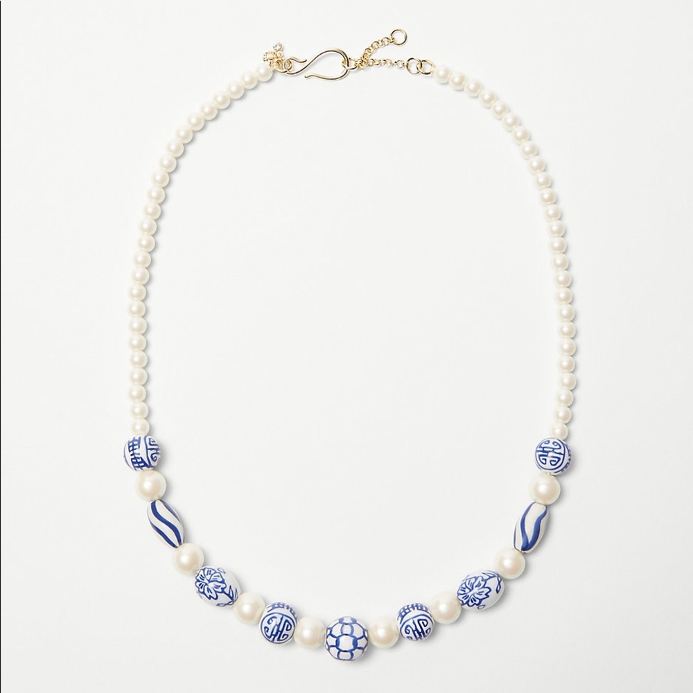 - Ann Taylor pearlized beaded necklace
